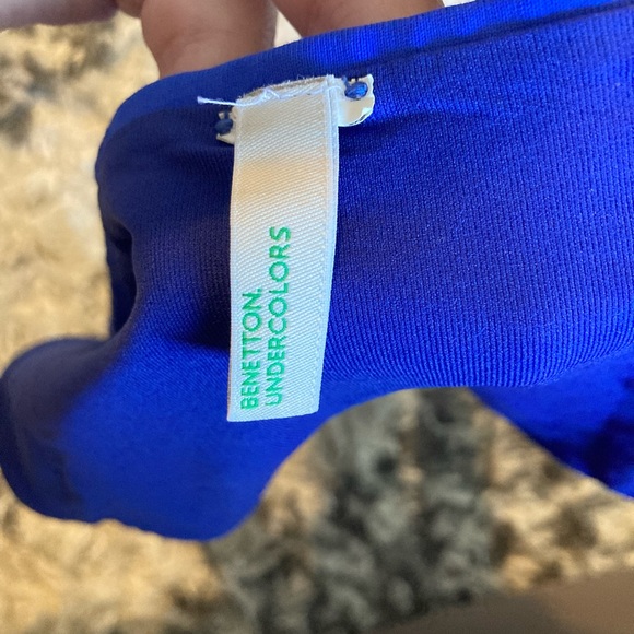 Bikini - Picture 2 of 4